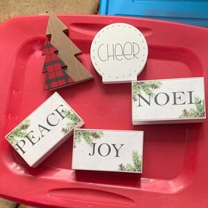 Holiday Cheer Wooden Block Set